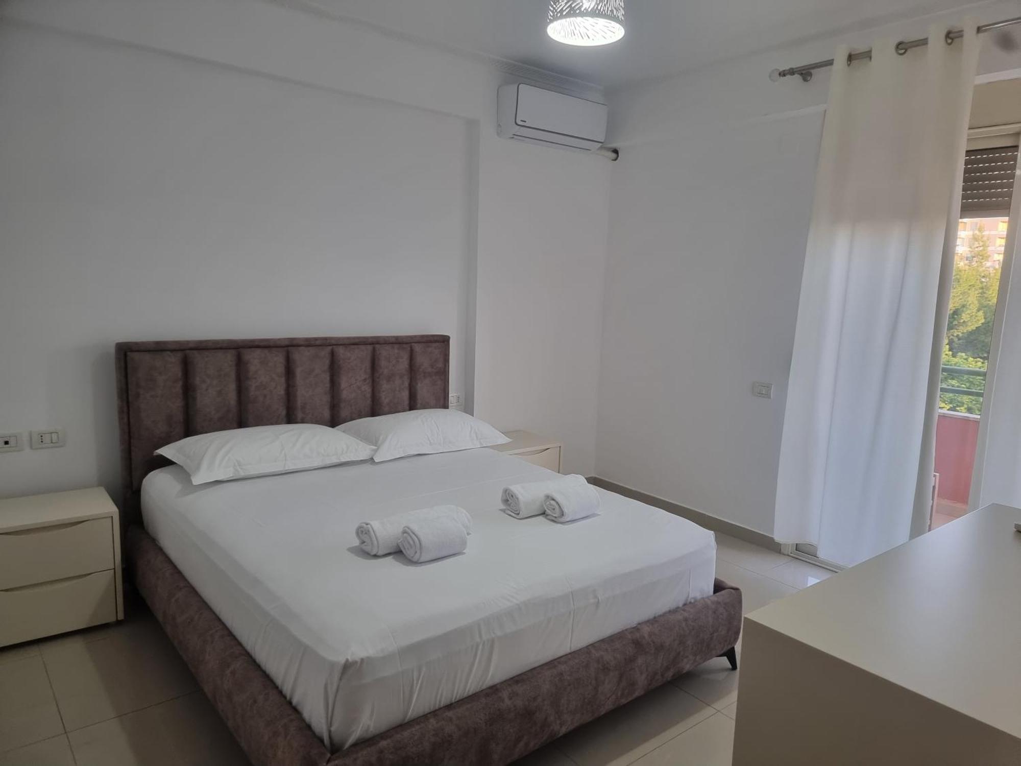 Alex Apartment Vlore Bagian luar foto