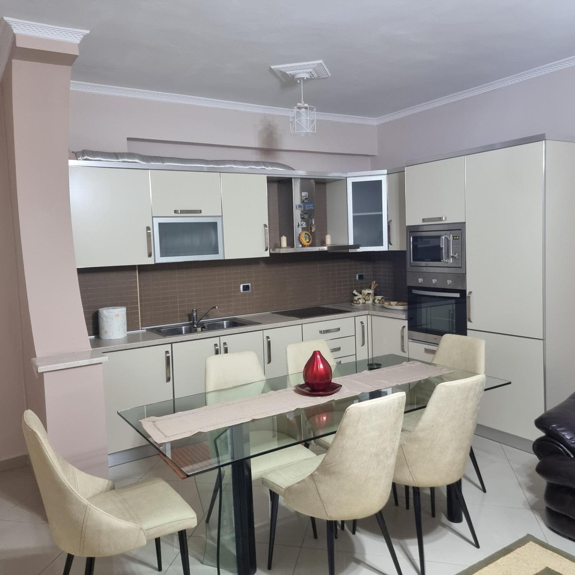 Alex Apartment Vlore Bagian luar foto